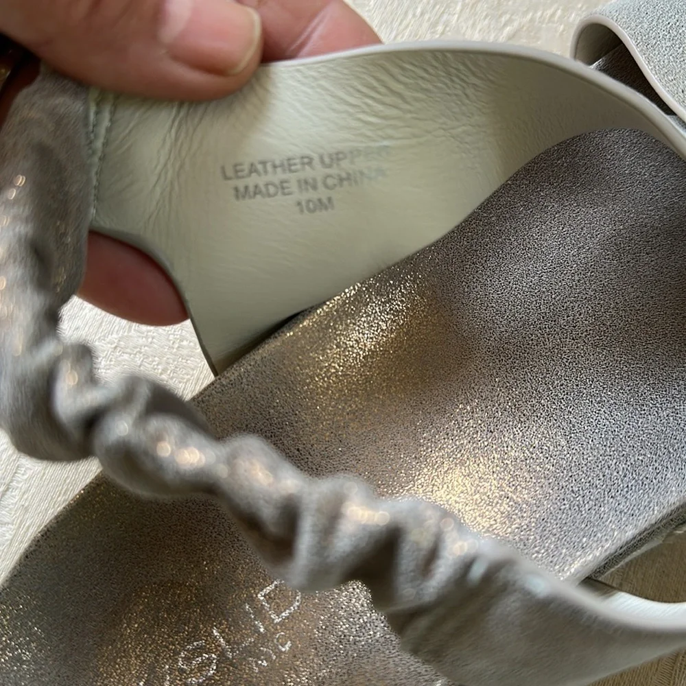J Slides J/SLIDES‎ RESA CRISS CROSS SANDAL METALLIC BRONZE SUEDE